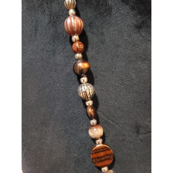 Women's Brown Gold and Glass Bead Necklace with for Easy Wear - Picture 5 of 7